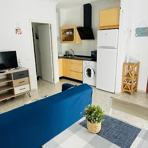 Nuevo Y Céntrico Con Aire Acondicionado Y Wifi -solo Familias O Parejas- Apartamento